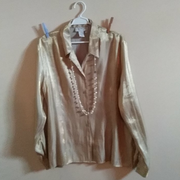 Top - Picture 5 of 8